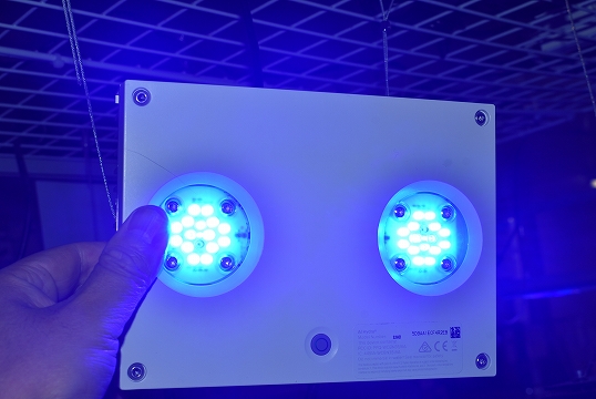 LED照明(ハイドラ32HD/64HD/プライム16HD) | 生麦海水魚センター